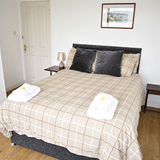 Minnies Rooms standard double room bed and breakfast on the Isle of Skye